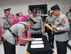 Kapolda NTT Pimpin Sertijab Pejabat Utama dan Kapolres Jajaran di Mapolda NTT