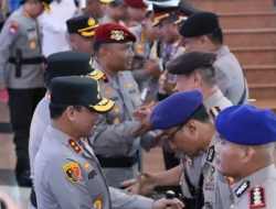 Polda Metro Jaya Gelar Upacara Sertijab Pejabat Utama dan Kapolres Jajaran