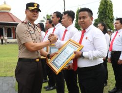 Satresnarkoba Polres Kebumen Terima Penghargaan atas Pengungkapan Kasus 224,66 Gram Sabu