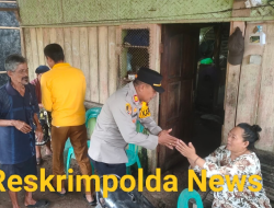 POLRI HADIR UNTUK MASYARAKATKapolsek Pamanukan Salurkan Bantuan kepada Warga Desa Anggasari Penderita Tumor Bola Mata.