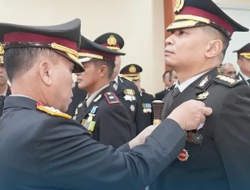 Kapolda Sulteng Pimpin Penganugerahan Satyalancana Pengabdian kepada 383 Personel Polri