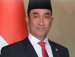 Komjen Pol. (HC) Suyudi Ario Seto Dianugerahi Gelar Doktor Honoris Causa Bidang Ilmu Hukum