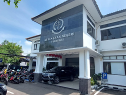 Kejari Sumedang Geledah Kantor Kesbangpol, Penyidik ​​Pidsus Sita Dokumen dan mengumpulkan Barang Bukti