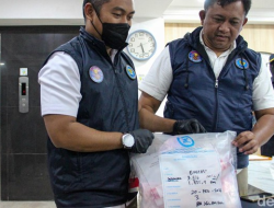 Bea Cukai dan BNN Gagalkan Penyelundupan 4.080 Butir MDMA Berkedok Gaun Pernikahan, Nilai Barang Capai Rp1,6 Miliar