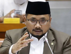 KPK Tahan Mantan Menteri Agama Yaqut Cholil Qoumas Terkait Kasus Kuota Haji