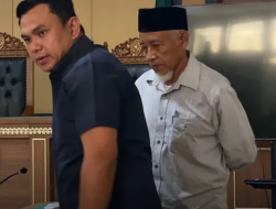 Eks Bupati Sleman Sri Purnomo Dituntut 8 Tahun 6 Bulan Penjara dalam Kasus Korupsi Dana Hibah Pariwisata