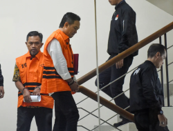 KPK Tahan Bupati Cilacap dan Sekda Terkait Dugaan Pemerasan Dana THR Lebaran 2026, Target Setoran Capai Rp750 Juta