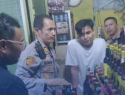 Operasi Pekat Muspika Kibin Sasar Miras Ilegal, Puluhan Botol dan Tuak Disita