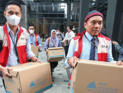 Belasan Penyidik OJK Didampingi Mabes Polri Geledah Kantor Perusahaan Sekuritas di Treasury Tower SCBD, Dokumen Penting Disita