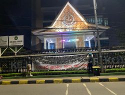 Mosi Tidak Percaya Menggugat Persekongkolan Elit Dalam Skandal Korupsi RP278 Miliar PD MIGAS & FOSTER OIL!