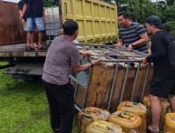 Polda Riau Bongkar Penimbunan 3.200 Liter Biosolar Ilegal di Kuansing, Diduga Pasok Tambang Emas Ilegal