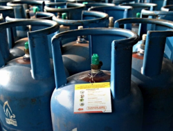 Pertamina Resmi Naikkan Harga LPG Nonsubsidi, Tabung 12 Kg Kini Rp228 Ribu per Tabung