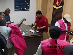 Korupsi APBD Sorong Rugikan Negara Rp54 Miliar, Tiga Pejabat Setda Jadi Tersangka
