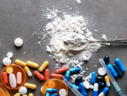 Gagal Mengelabuhi Aparat, Kurir Asal Bangkalan Selundupkan 1 Kilogram Sabu dalam Bungkus Mi Instan di Tanah Laut