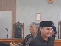 Bupati Bekasi Nonaktif dan Ayahnya Didakwa Terima Suap Rp12,4 Miliar, Terancam 20 Tahun Penjara